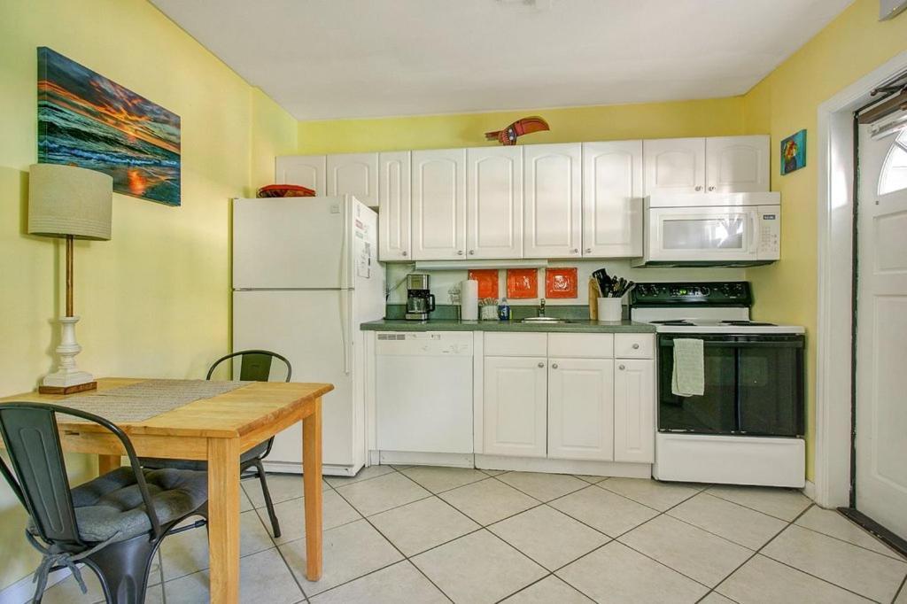 Five Palms Vacation Rentals- Daily - Weekly - Monthly Clearwater Beach Exterior photo